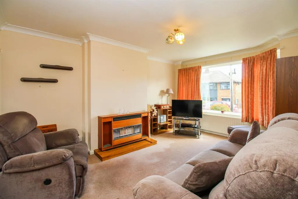 3 bed Semi-Detached