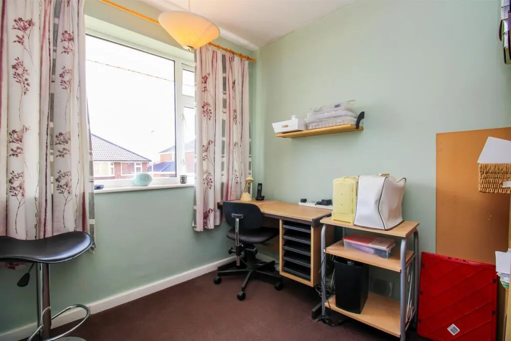 3 bed Semi-Detached