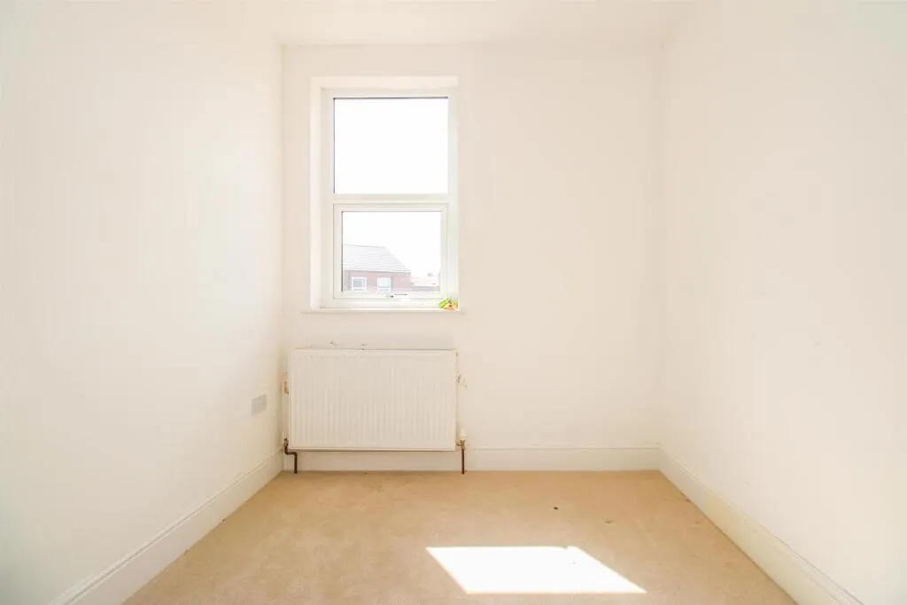 2 bed Semi-Detached