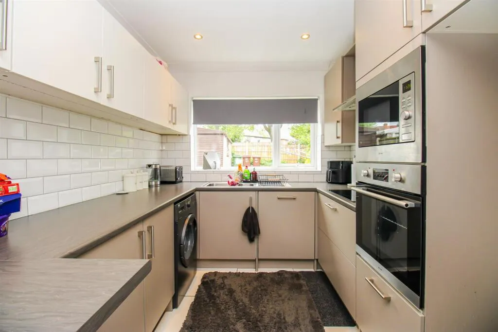 3 bed Semi-Detached