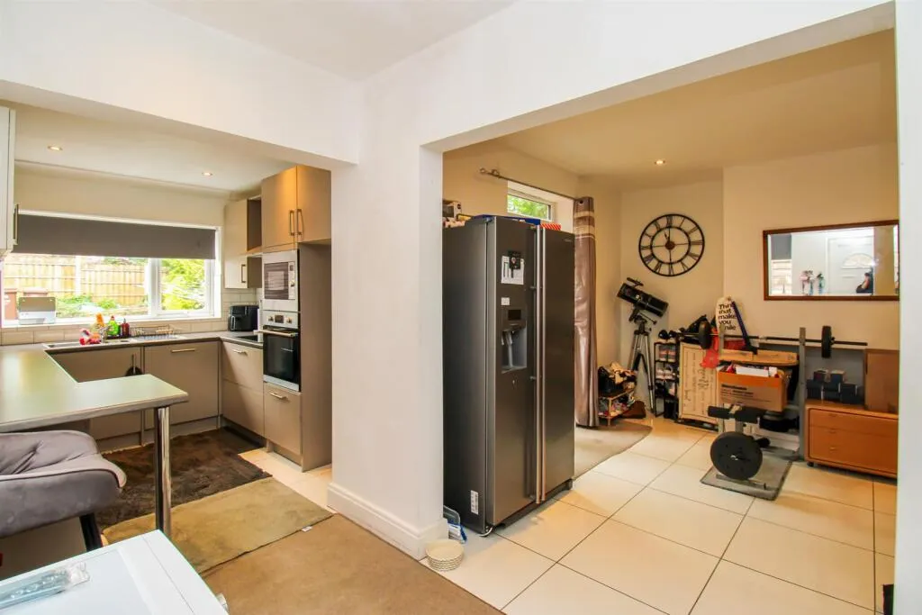 3 bed Semi-Detached