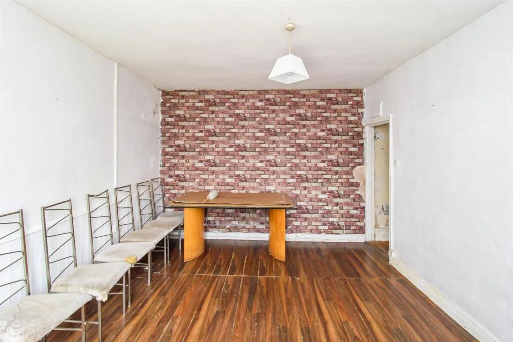 3 bed Detached