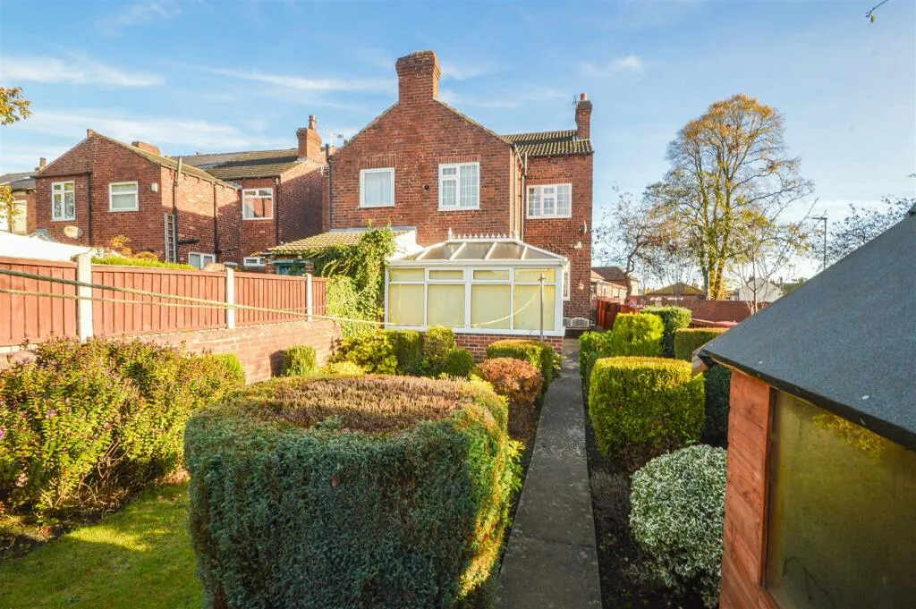 3 bed Semi-Detached