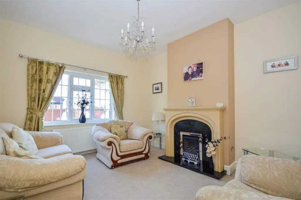 3 bed Semi-Detached