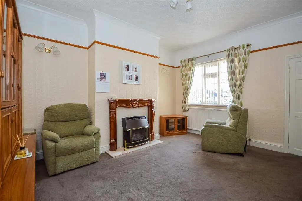 3 bed Semi-Detached