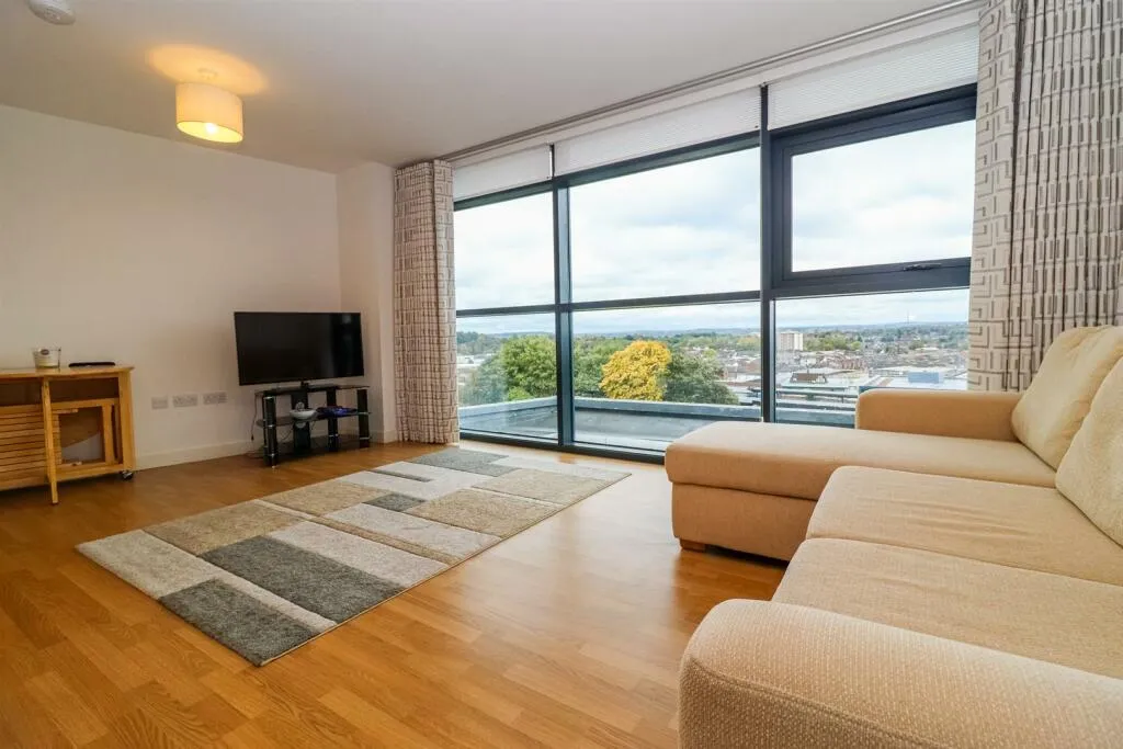 2 bed Apartment