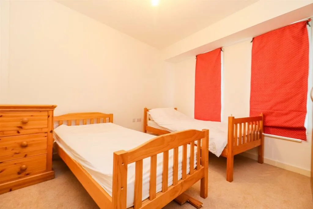 2 bed Apartment