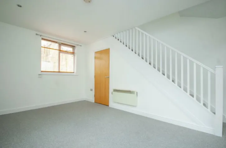 1 bed Maisonette