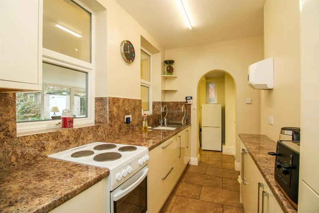 3 bed Semi-Detached