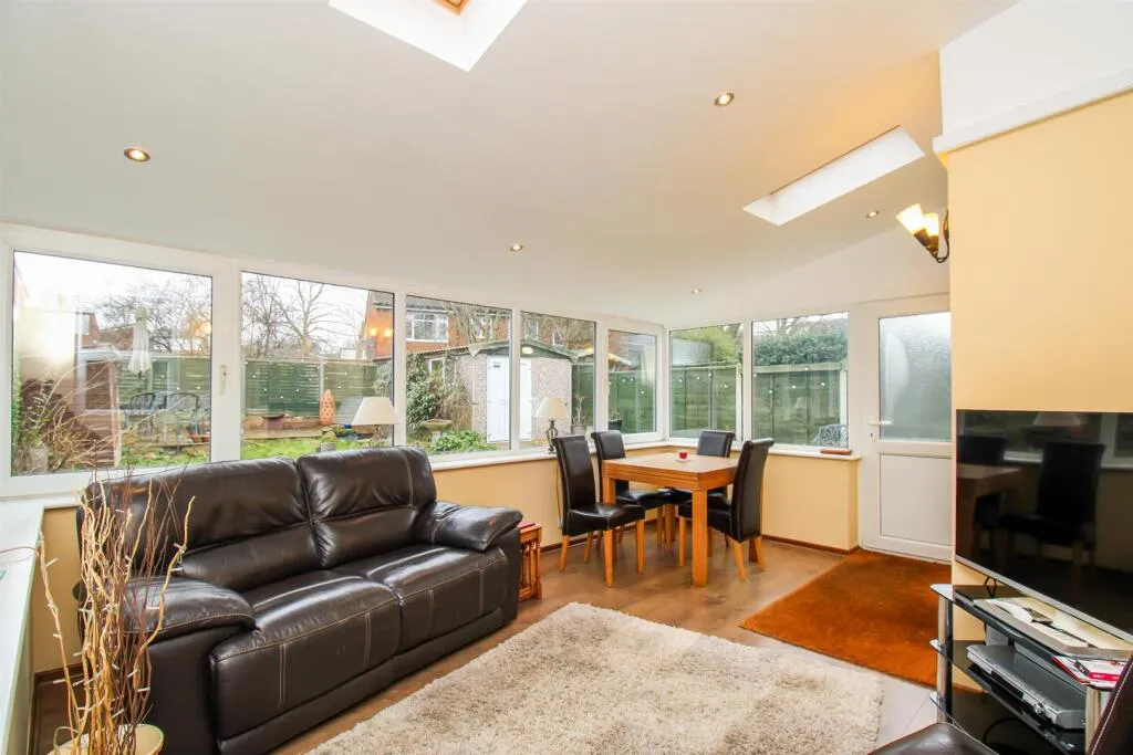 3 bed Semi-Detached