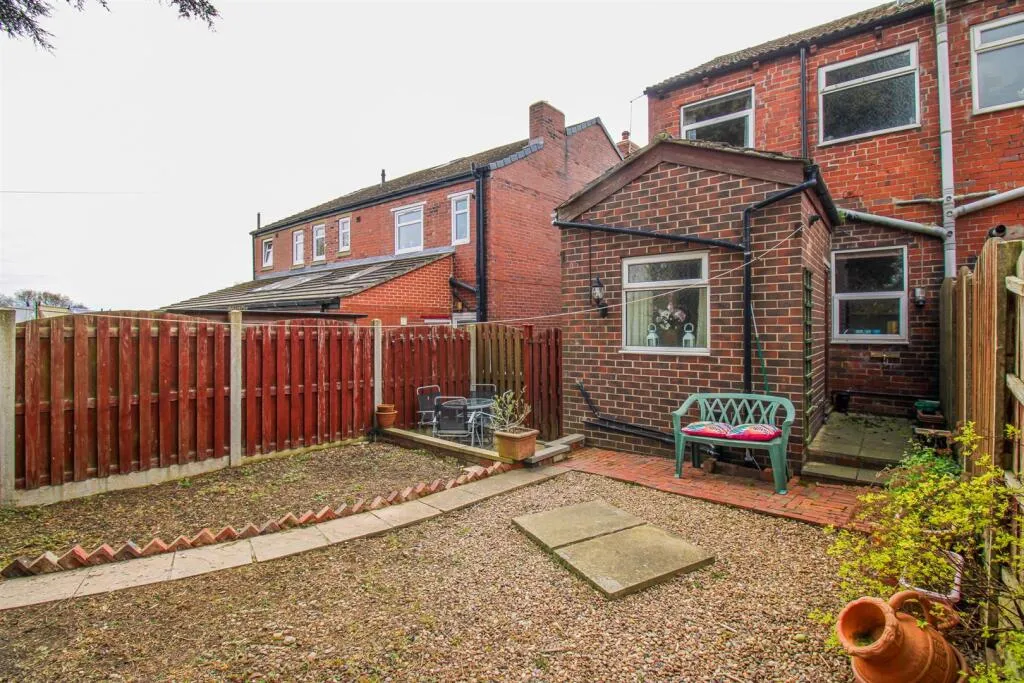 2 bed Terraced