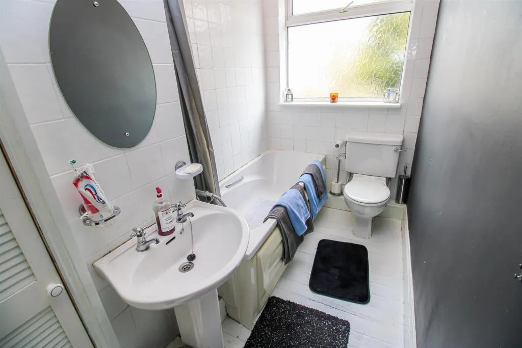 2 bed Terraced