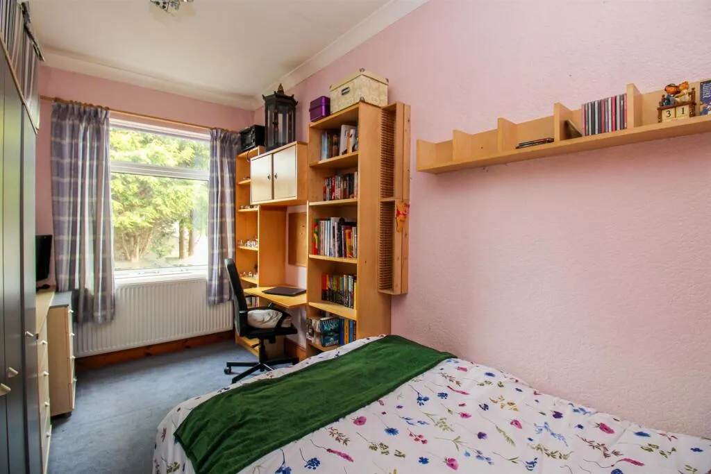 2 bed Terraced