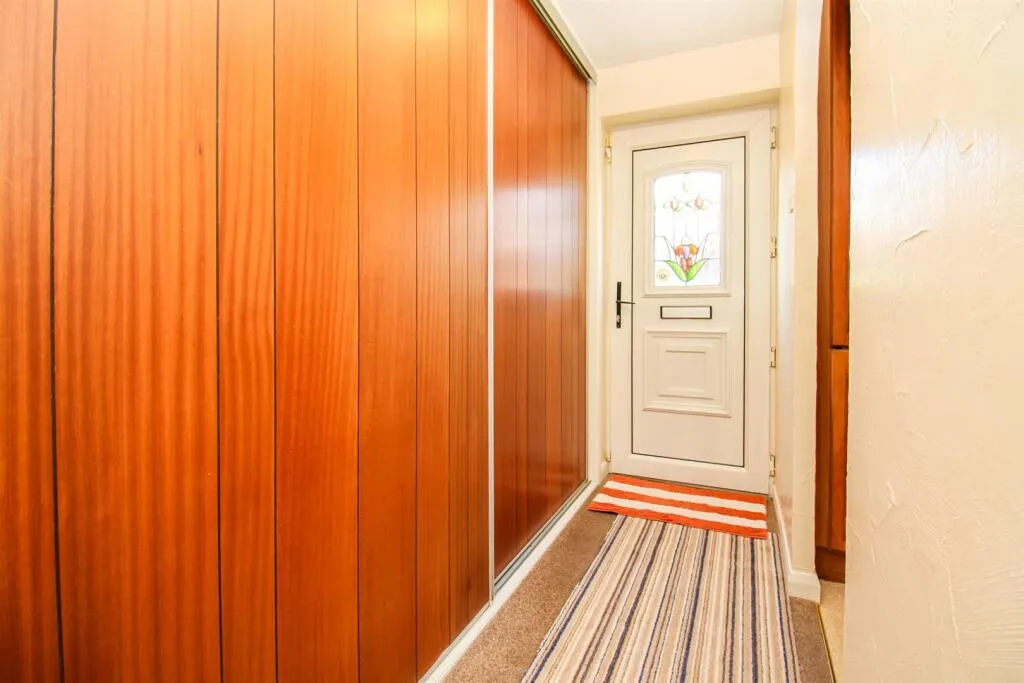 2 bed Semi-Detached Bungalow