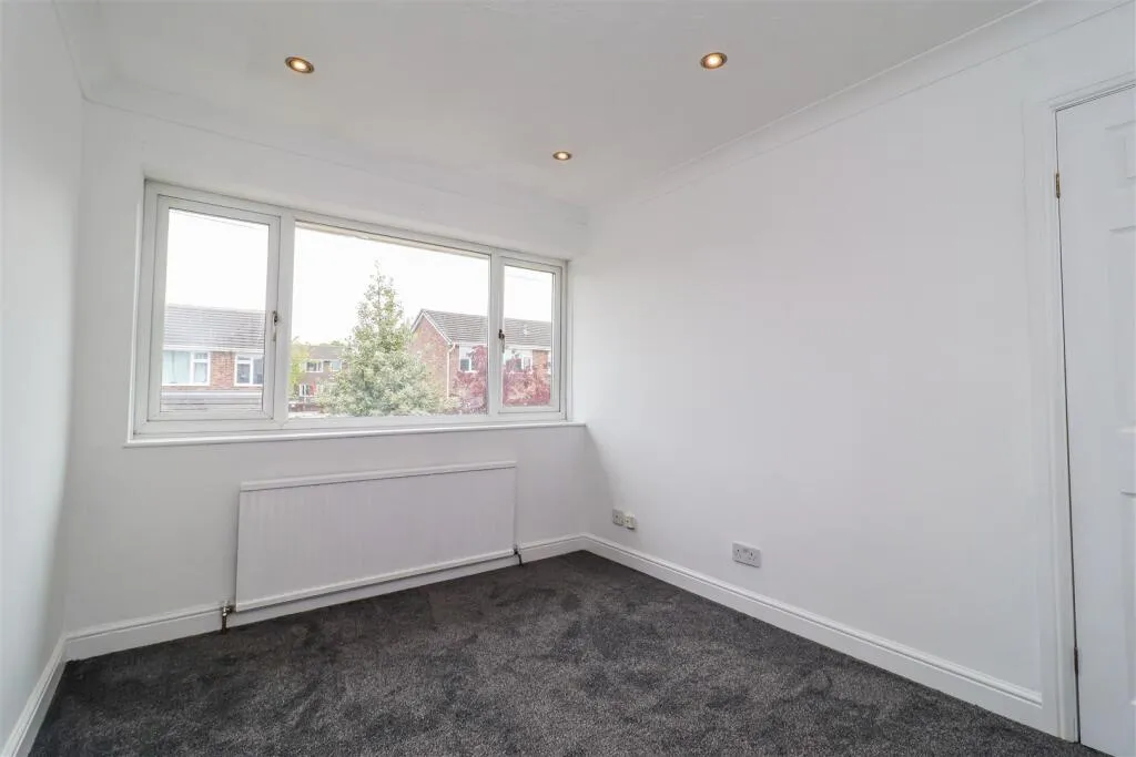 3 bed Town House
