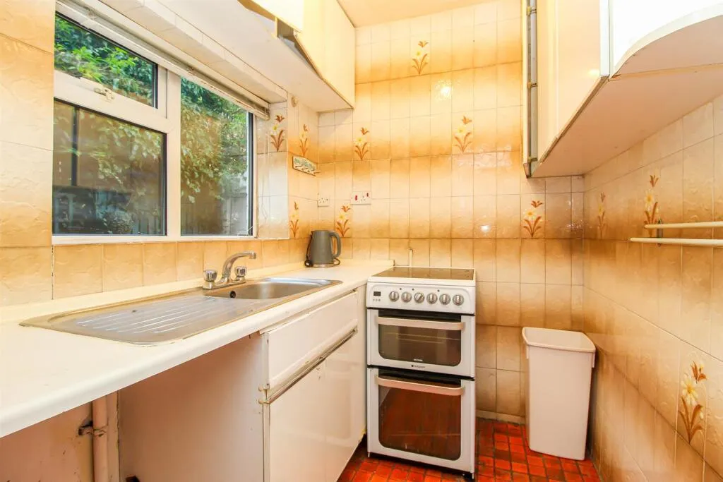 3 bed Semi-Detached