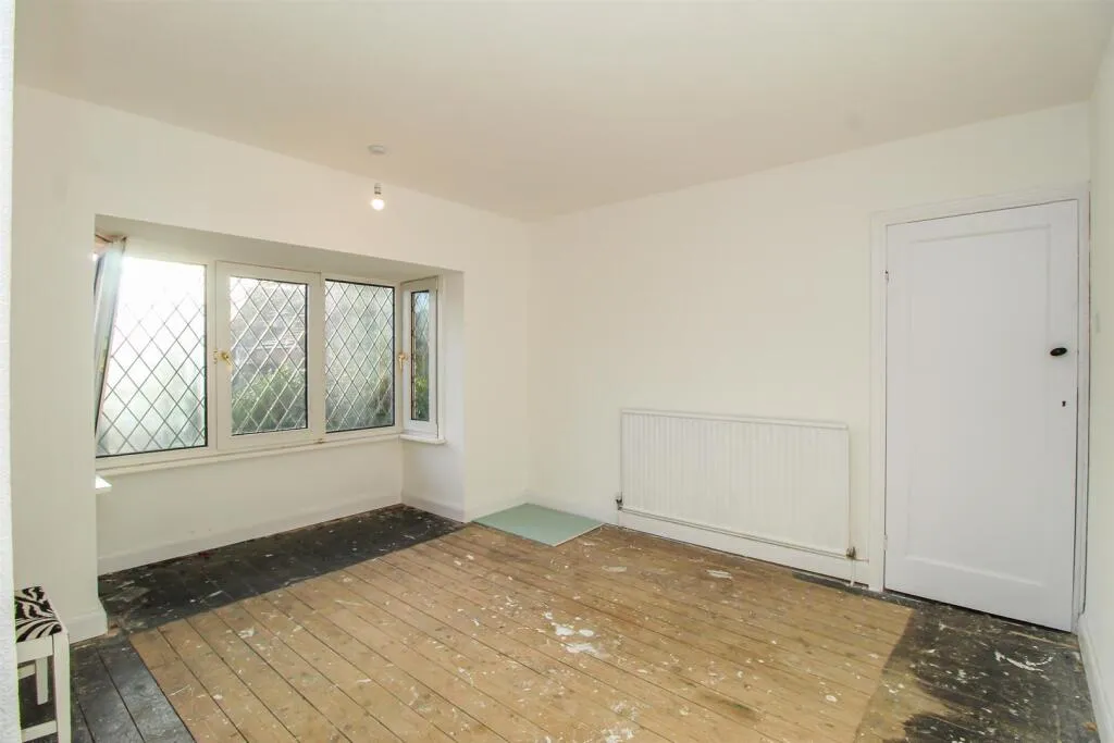 3 bed Semi-Detached