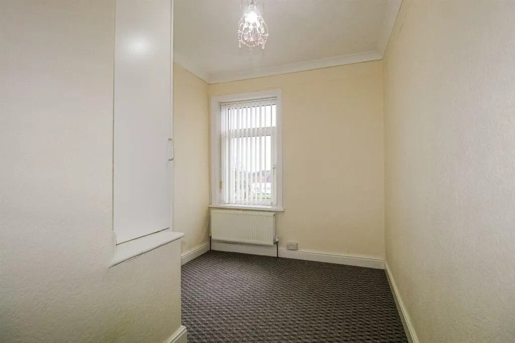 2 bed End of Terrace