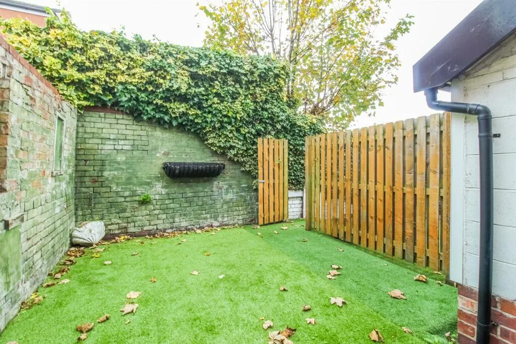 3 bed Semi-Detached
