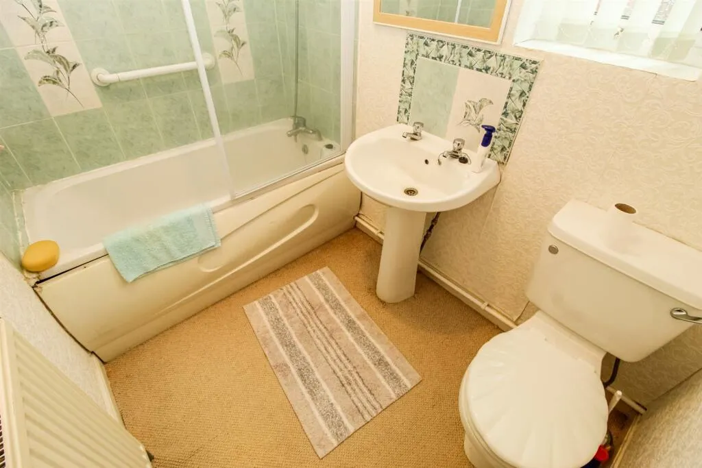 3 bed Semi-Detached