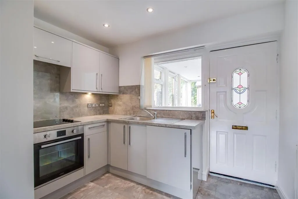 2 bed Semi-Detached Bungalow