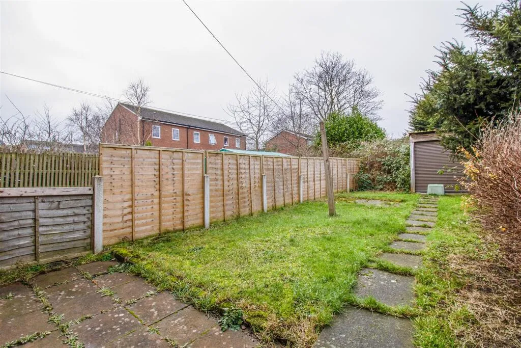 2 bed Semi-Detached