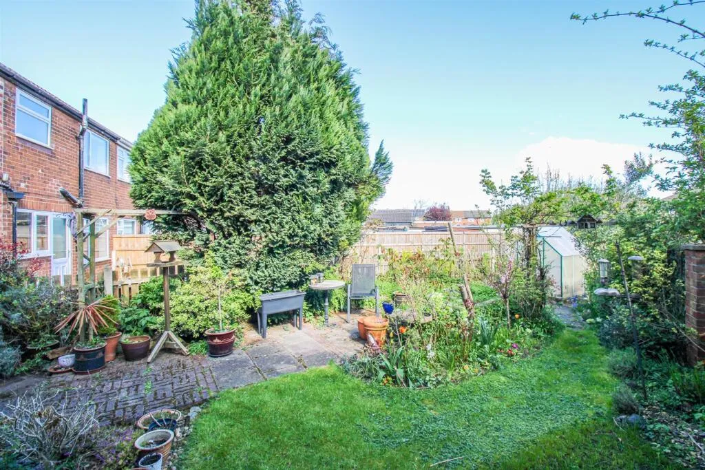 3 bed Semi-Detached