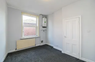 2 bed Mixed Use