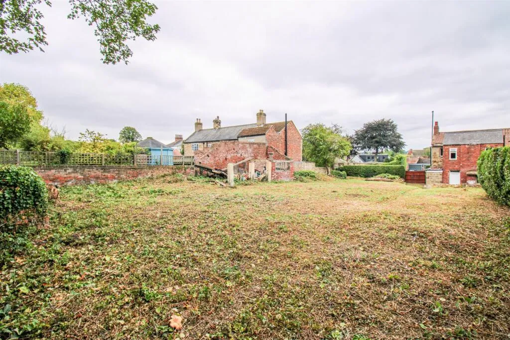 3 bed Cottage