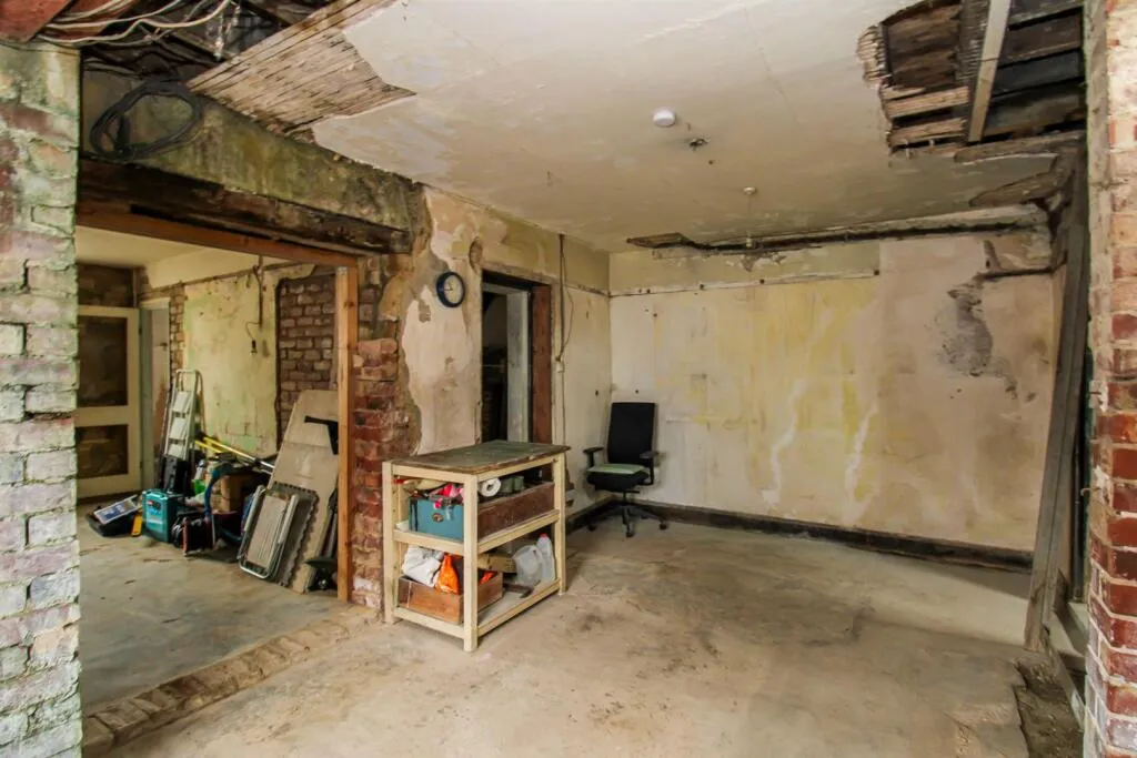 3 bed Cottage