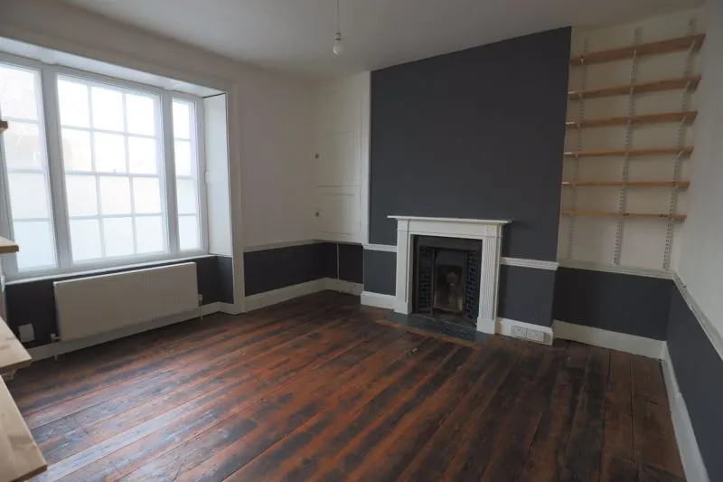57 Cowick Street, Exeter