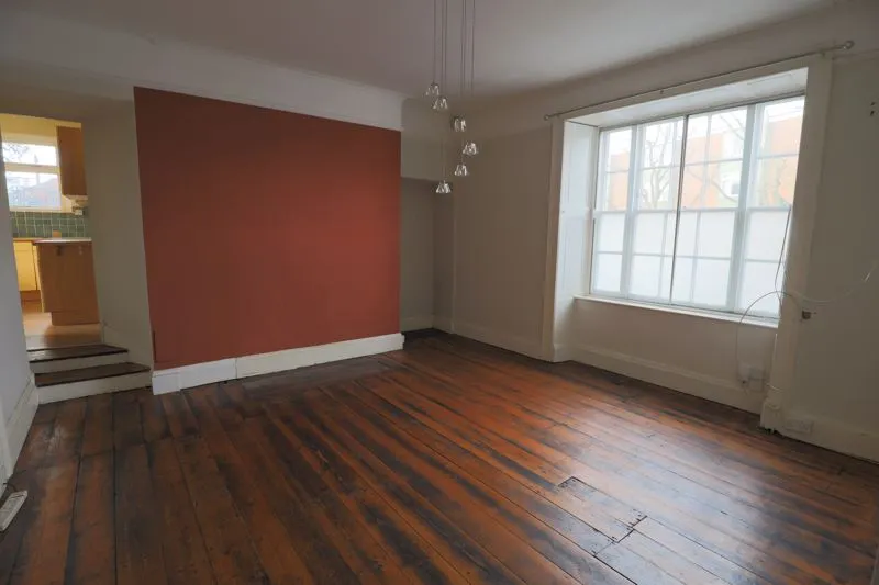 57 Cowick Street, Exeter