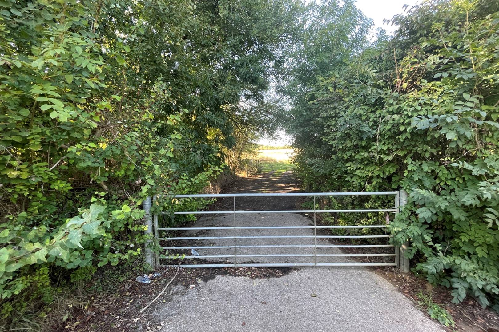 Land Opposite The Flying Fox, Woburn Road, Woburn, Milton Keynes, MK17 9HD