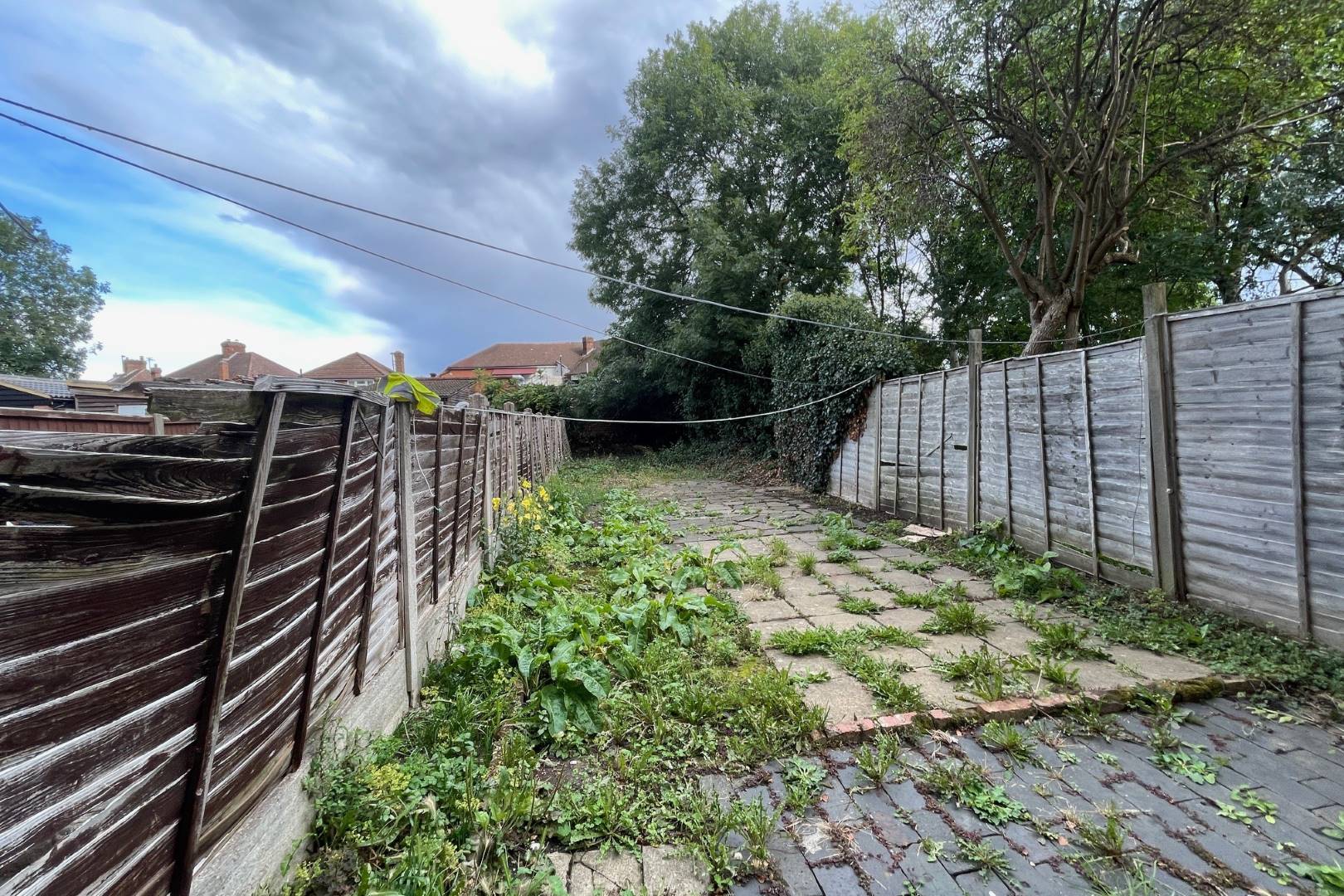 107 Newnham Avenue, Bedford, MK41 9QA