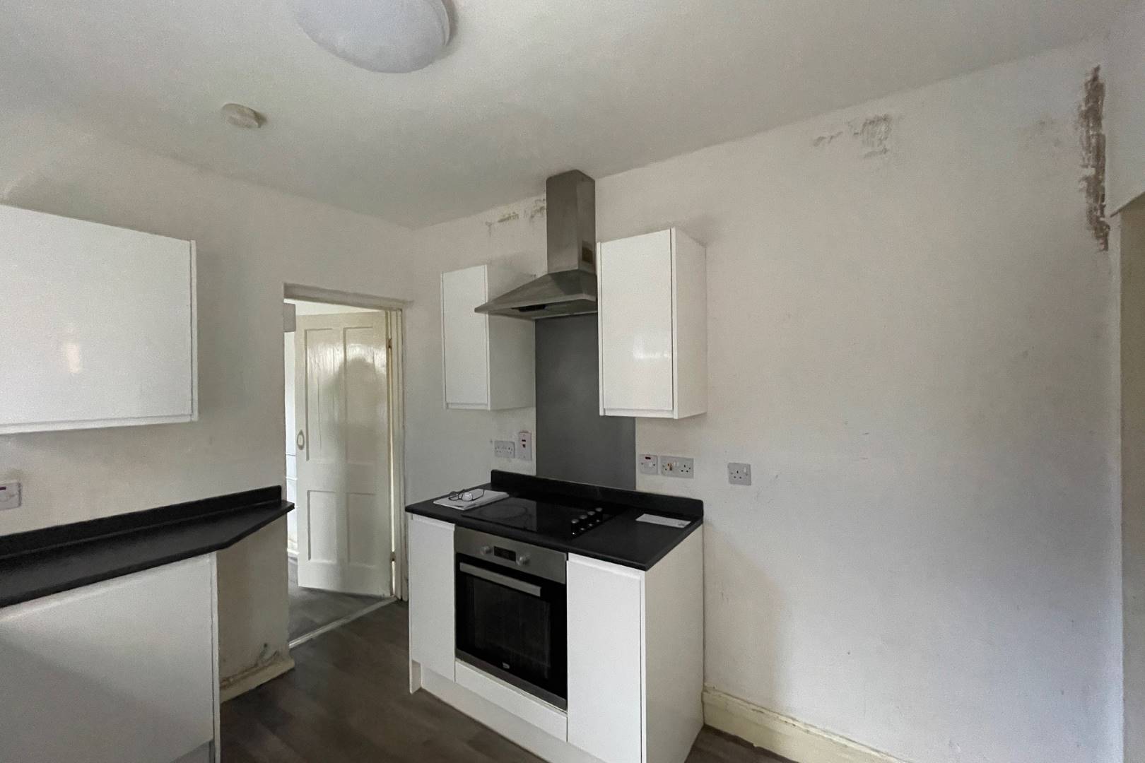107 Newnham Avenue, Bedford, MK41 9QA