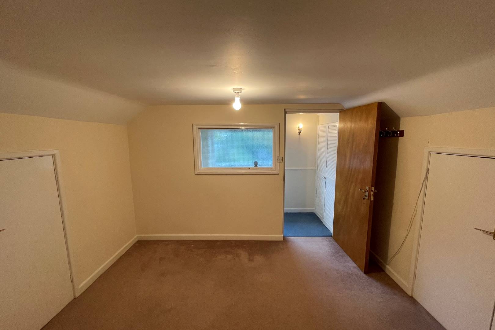 Little Hamilton, 6A West Street, Buckingham, MK18 1HL