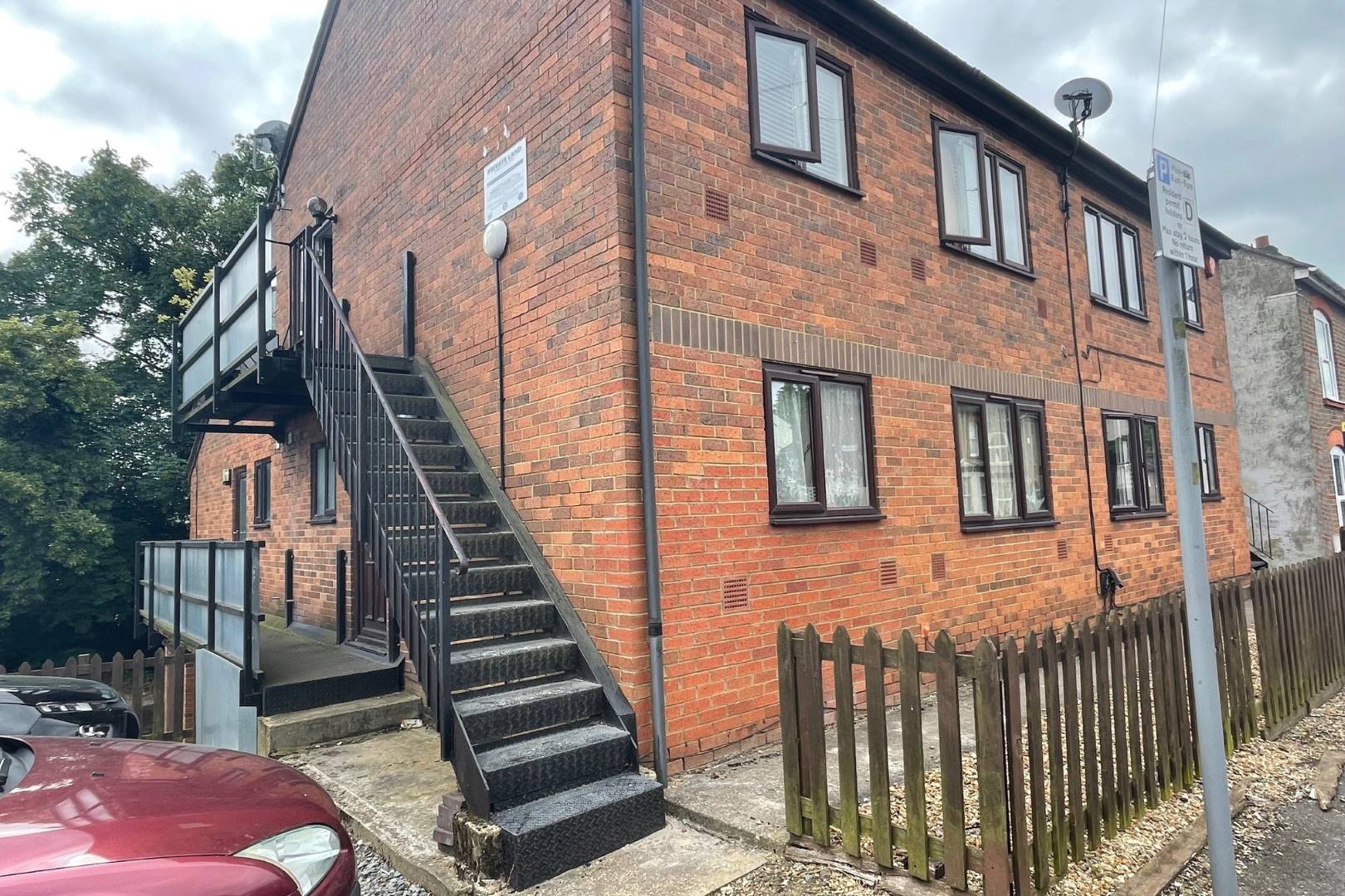 Flat 4, Winsdon Court, Winsdon Road, Luton, LU1 5LZ