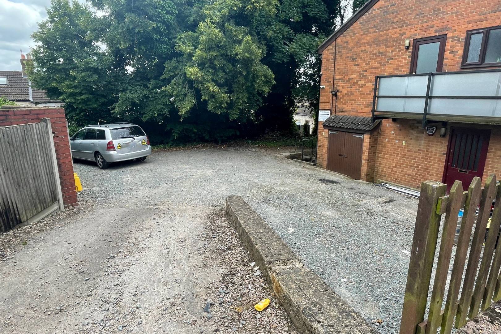 Flat 4, Winsdon Court, Winsdon Road, Luton, LU1 5LZ