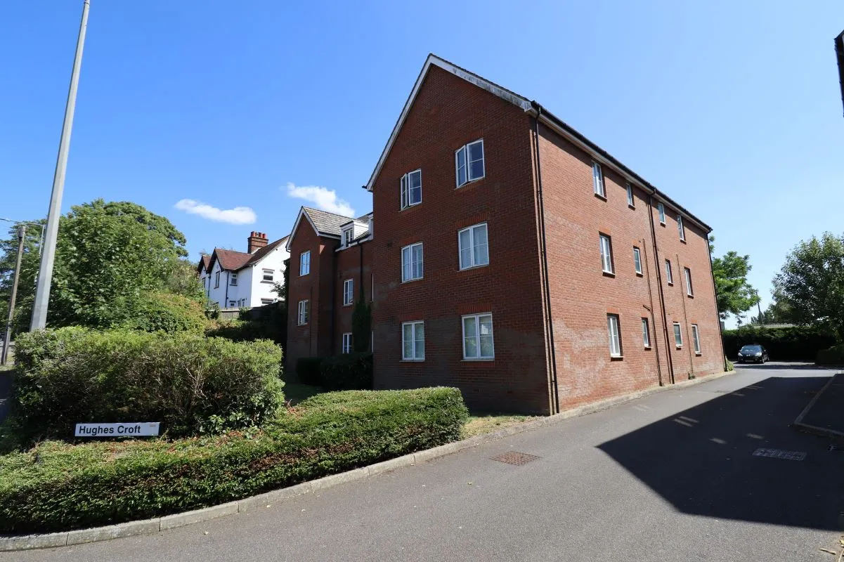 5 Hughes Croft, Bletchley, Buckinghamshire, MK3 5HA