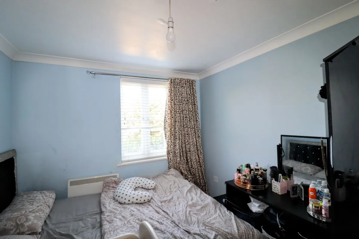 5 Hughes Croft, Bletchley, Buckinghamshire, MK3 5HA