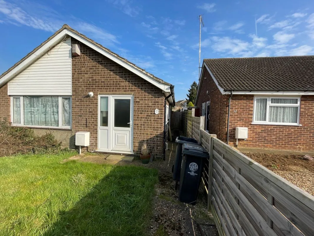 14 Cedar Way, Higham Ferrers, Northamptonshire, NN10 8ES