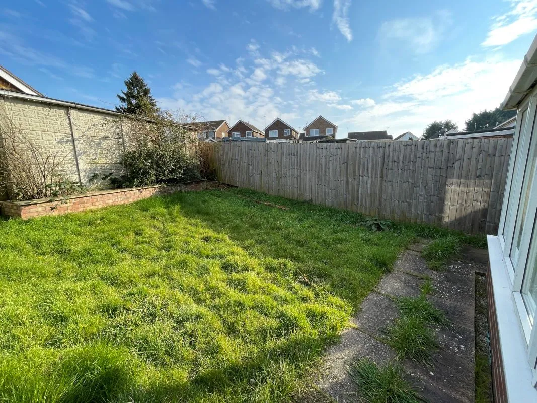 14 Cedar Way, Higham Ferrers, Northamptonshire, NN10 8ES