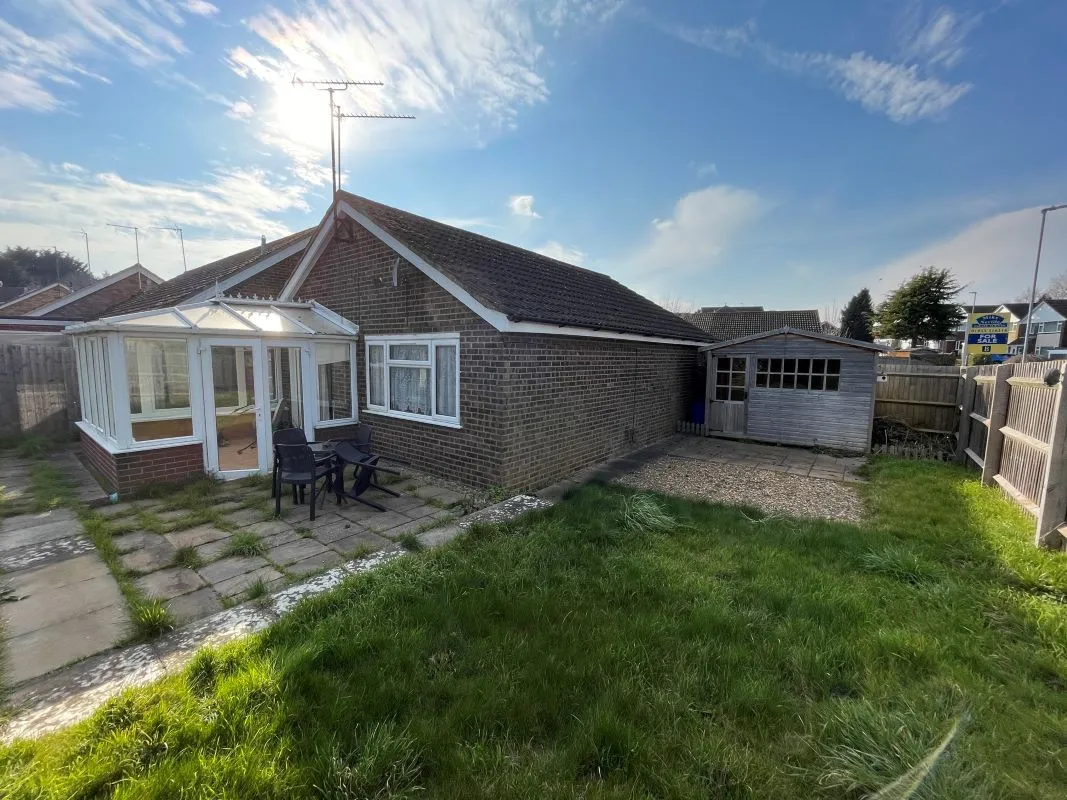 14 Cedar Way, Higham Ferrers, Northamptonshire, NN10 8ES