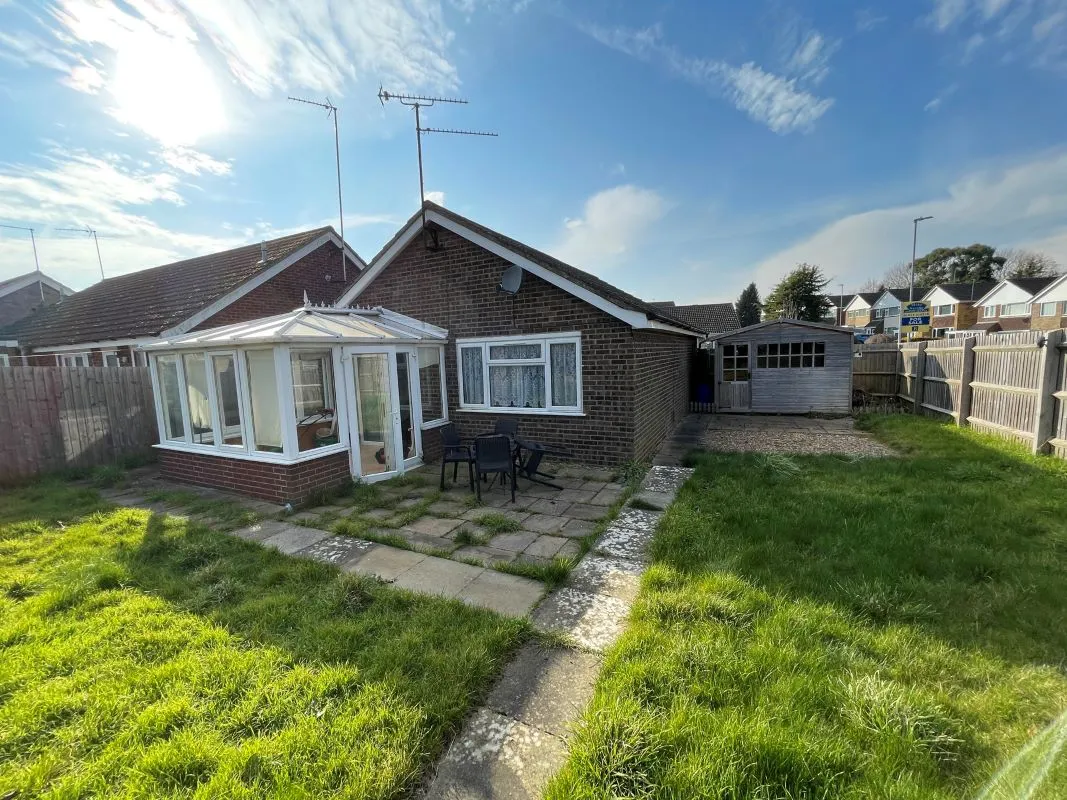 14 Cedar Way, Higham Ferrers, Northamptonshire, NN10 8ES