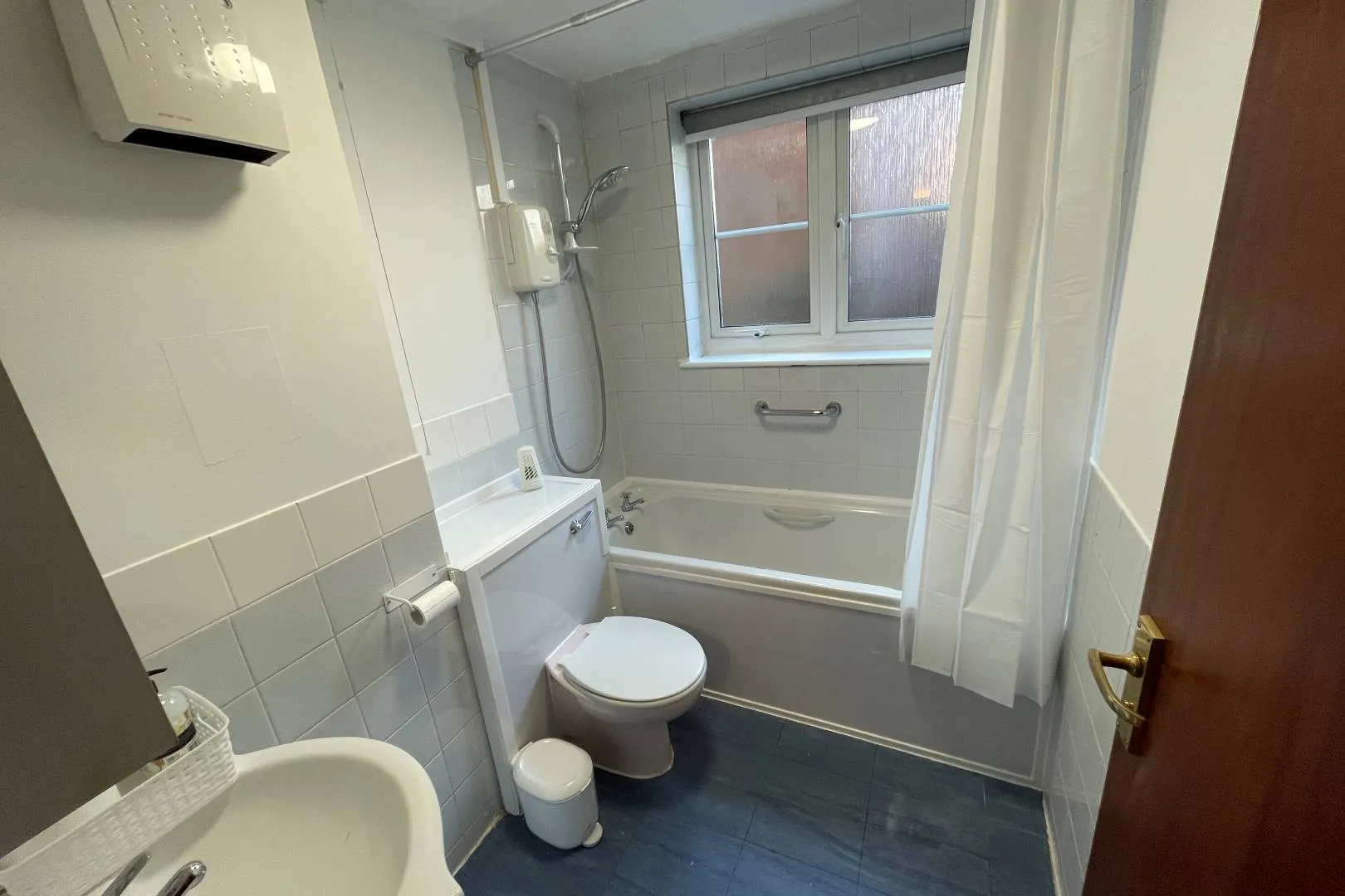 66 Knowles Close, Yiewsley, West Drayton, UB7 8LZ
