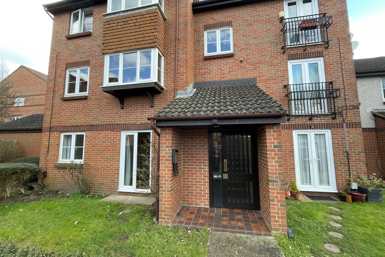 66 Knowles Close, Yiewsley, West Drayton, UB7 8LZ