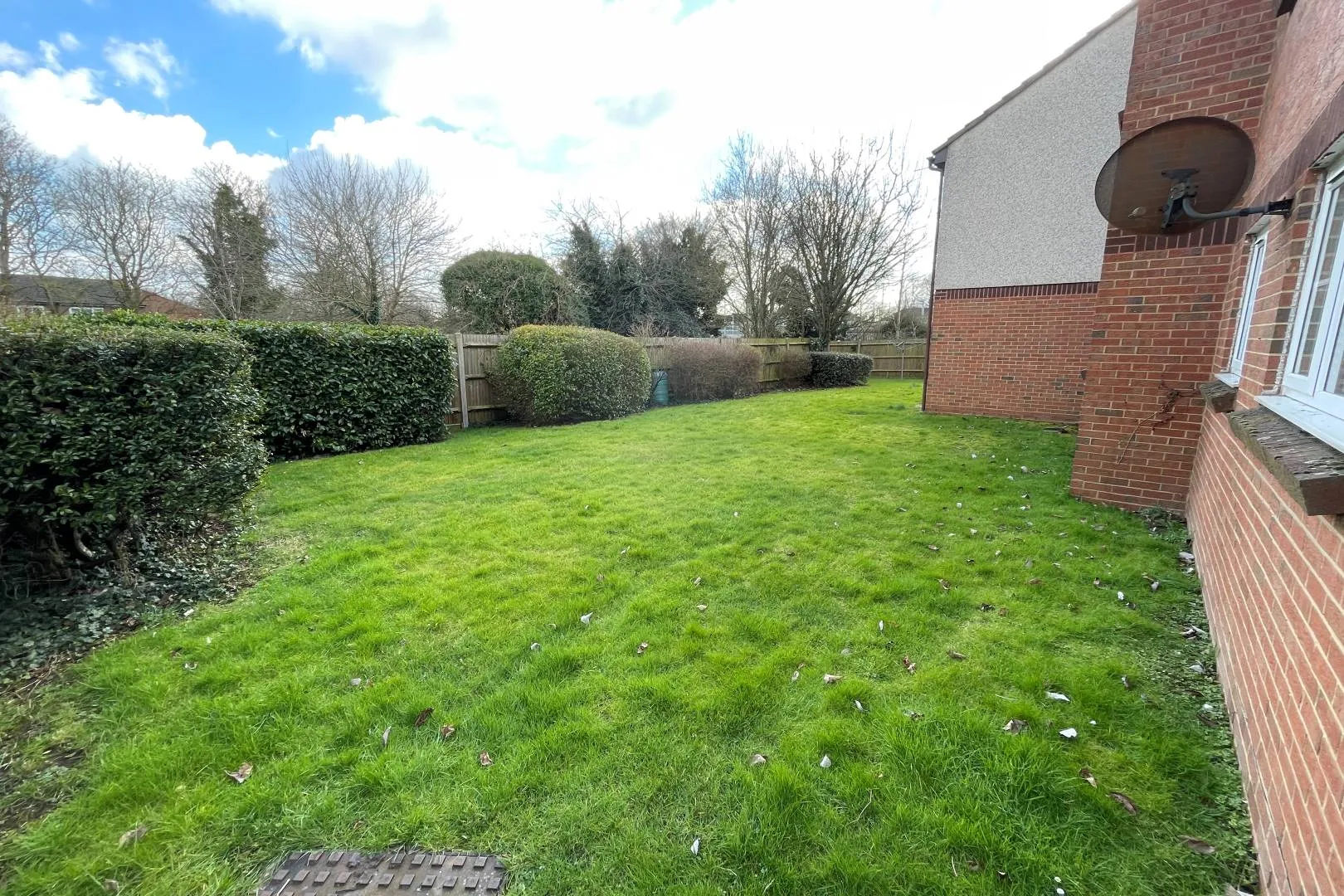 66 Knowles Close, Yiewsley, West Drayton, UB7 8LZ