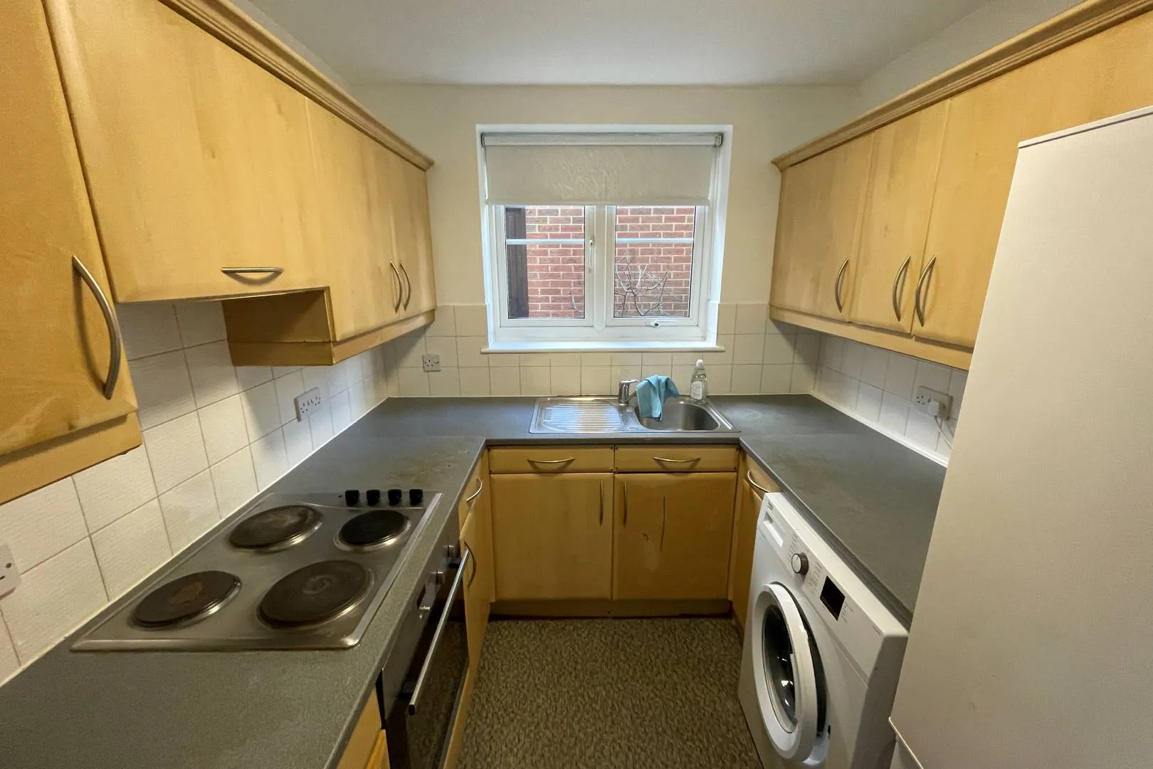 66 Knowles Close, Yiewsley, West Drayton, UB7 8LZ
