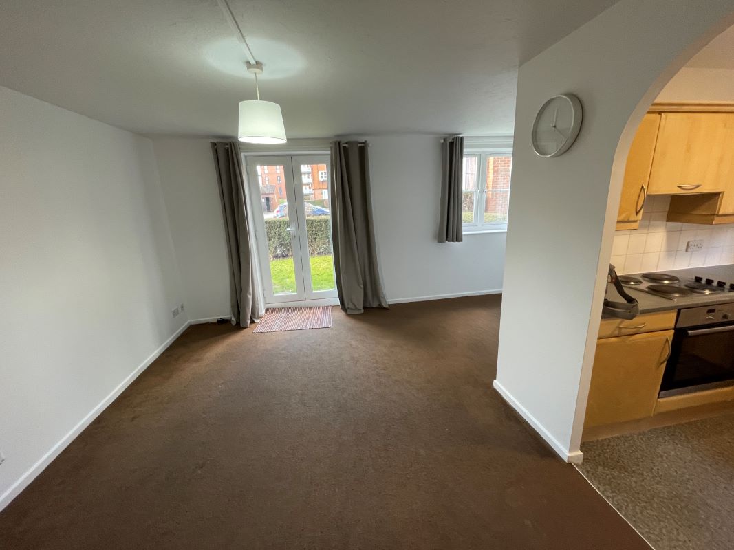 66 Knowles Close, West Drayton, Middlesex, UB7 8LZ