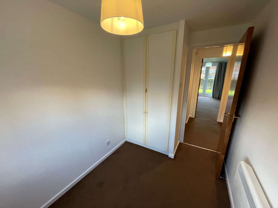 66 Knowles Close, West Drayton, Middlesex, UB7 8LZ